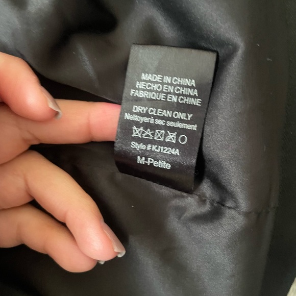 Jacket - Picture 3 of 4